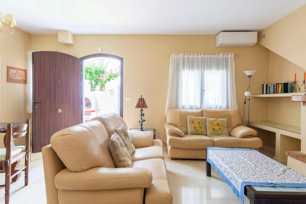 Cozy Townhouse Marbellaの連絡先